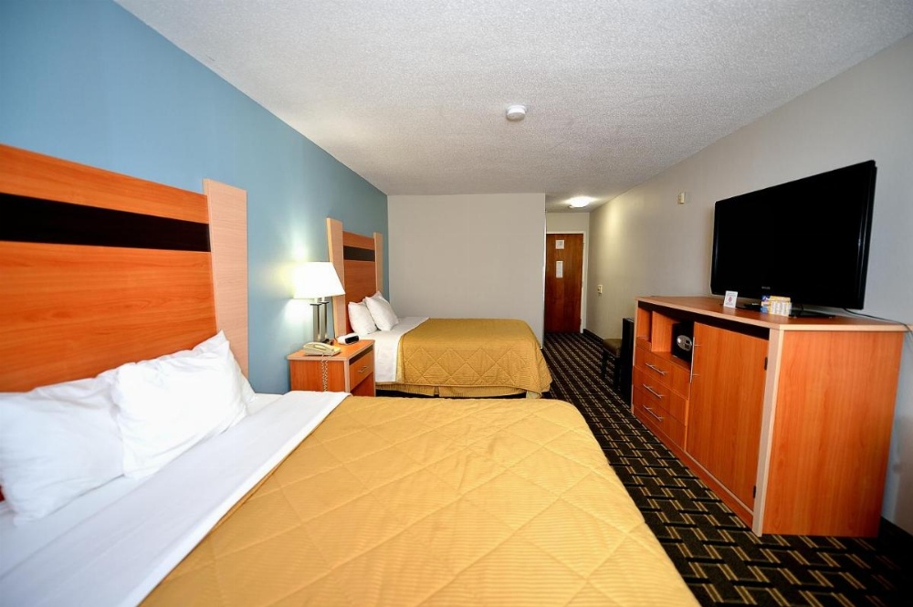 Baymont by Wyndham North Dartmouth Image 36